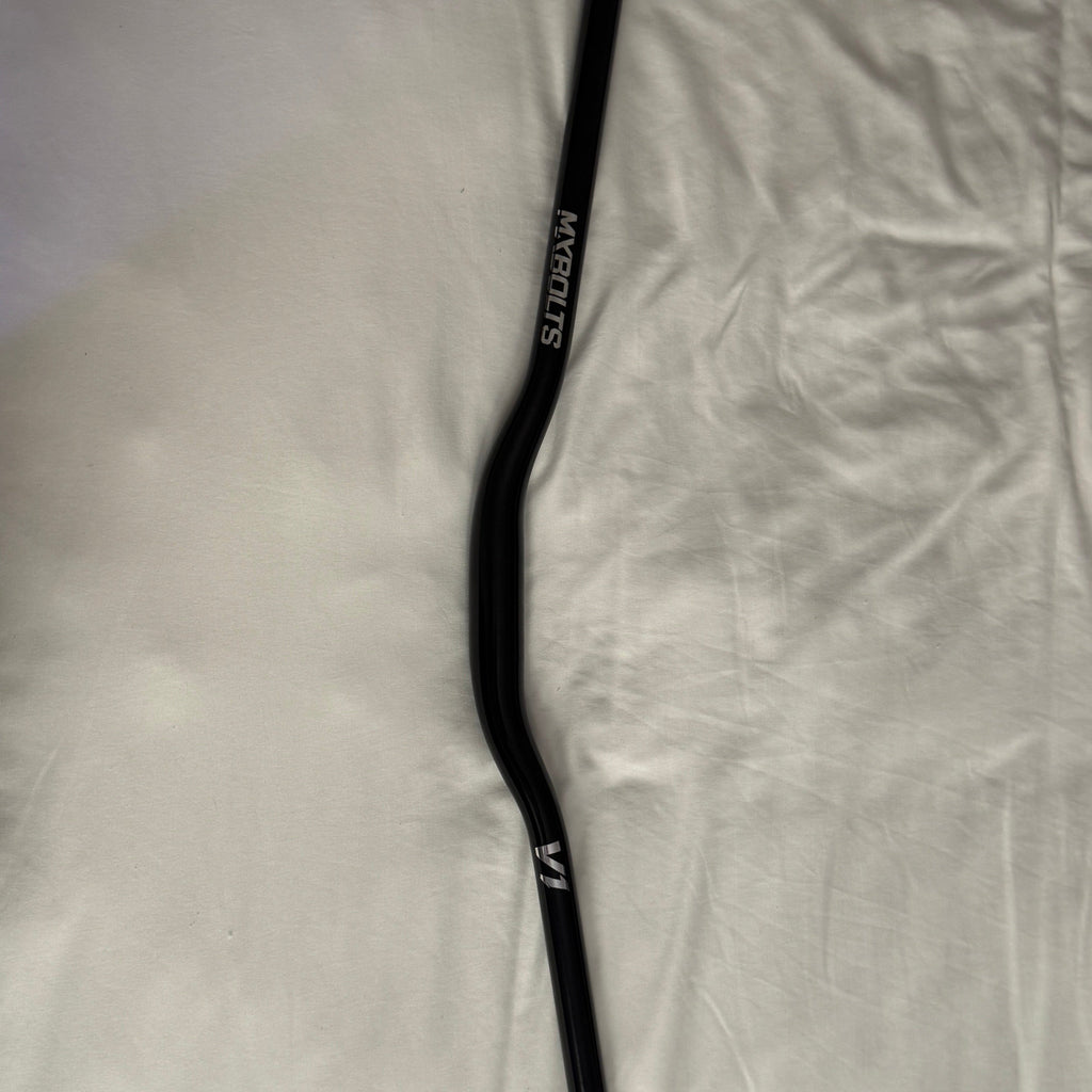 MXBOLTS Gloss Black Handlebar (31.8mm) (COLLECTIVE)