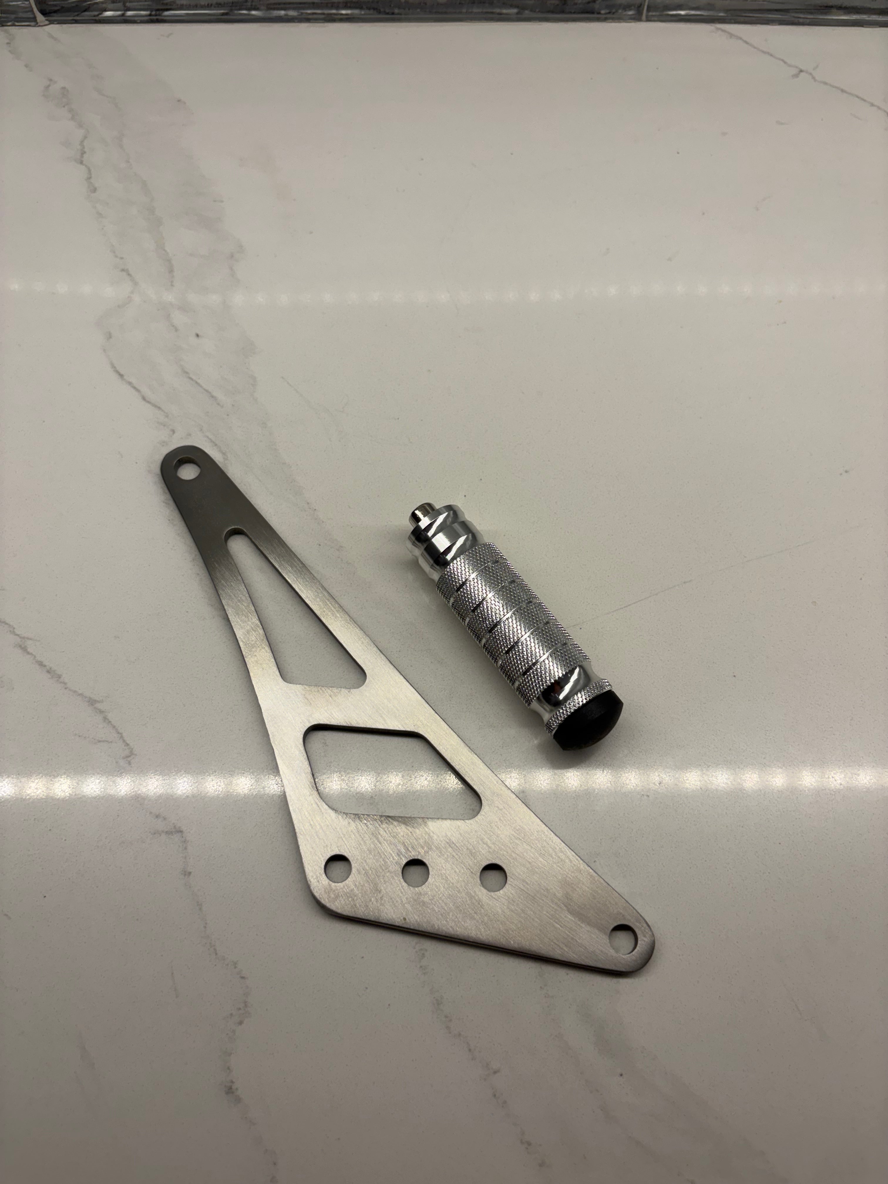 Surron Ultra Bee Shiftlock and Bracket